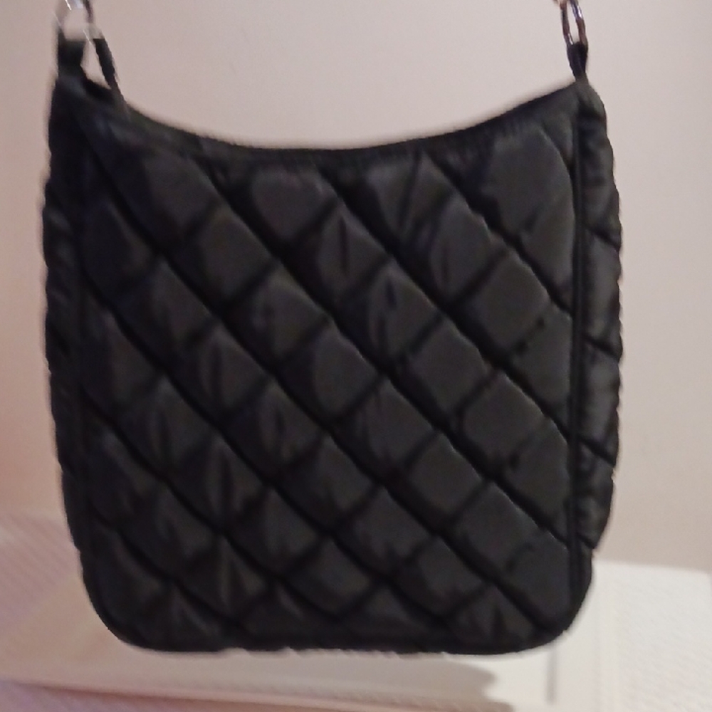 Chic! Urban Expresions ⚜️ Black Quilted Puffer Crossbody Bag - Picture 6 of 13